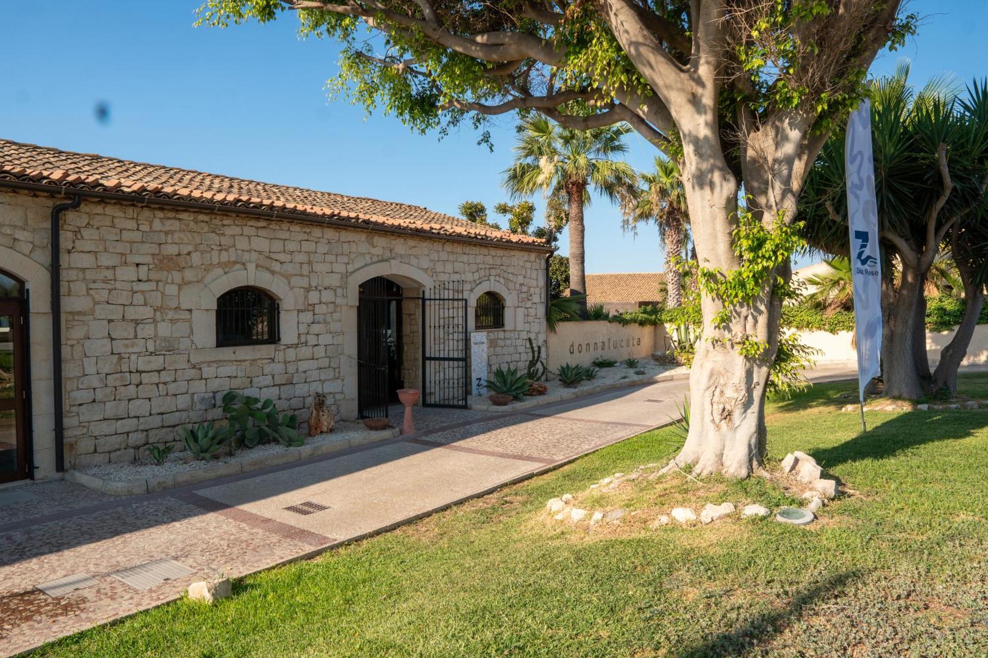 Zeta Resort Donnalucata Scicli Bagian luar foto