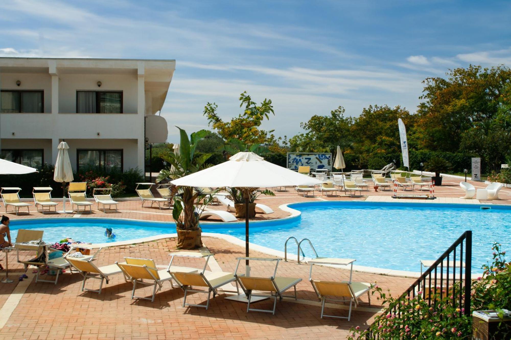 Zeta Resort Donnalucata Scicli Bagian luar foto